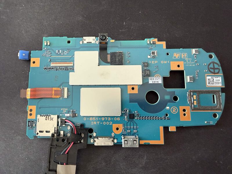 File:DEM-3000L mobo b.jpg